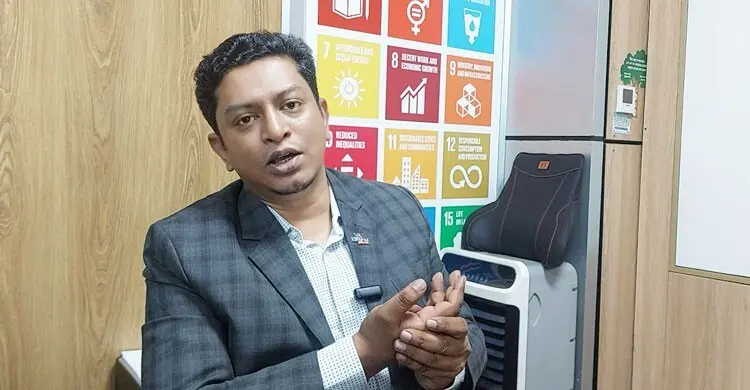 নীলক্ষেত থেকে নয়, নিজের সিভি নিজে তৈরি করতে হবে