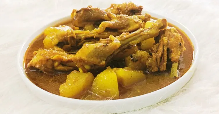 পেঁপে দিয়ে মুরগির পাতলা ঝোল যেভাবে রান্না করবেন