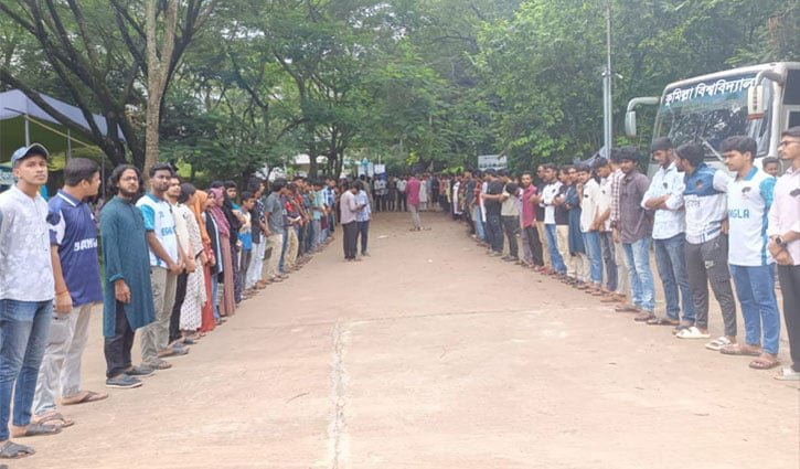 অপ্রতিম হত্যার বিচার ও ৪ দফা দাবি বাস্তবায়নে কুবিতে মৌন মিছিল