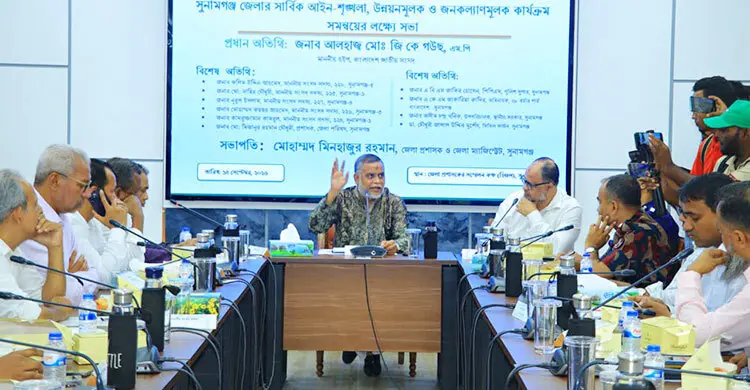 আমরা জনগণের ভোটে নির্বাচিত, তাই আমাদের গলায় শক্তি বেশি
