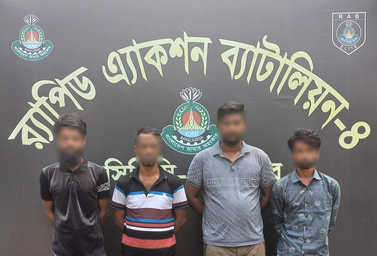 পুলিশের পরিচয় পাওয়ার পর হামলাকারীরা আরও বেপরোয়া হয়, বলছে র‍্যাব