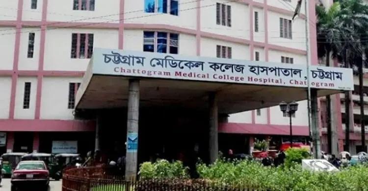 লোহাগাড়ায় মোটরসাইকেল দুর্ঘটনায় যুবক নিহত