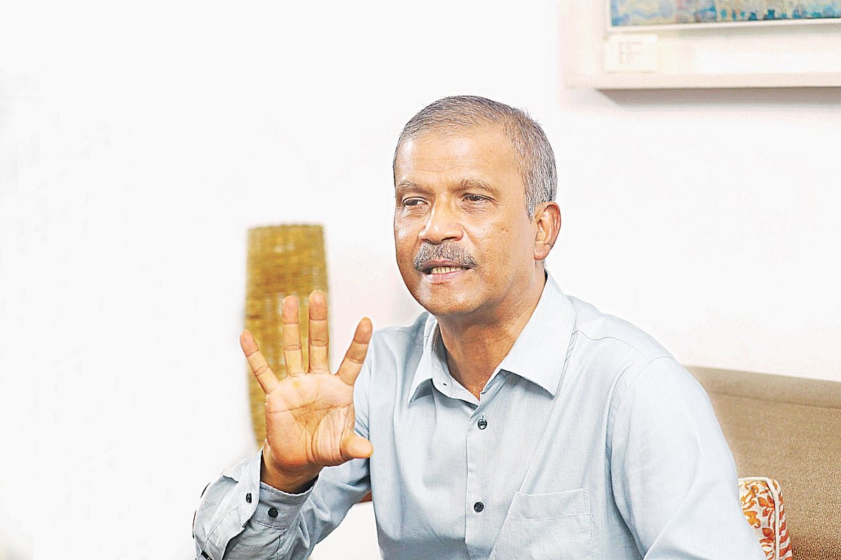 ড. ইউনূসকে বাদ দিয়ে অন্য কাউকে প্রধান উপদেষ্টা করার চেষ্টা হয়েছিল