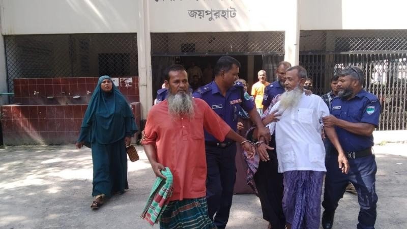 জয়পুরহাটে হত্যা মামলায় তিনজনের যাবজ্জীবন