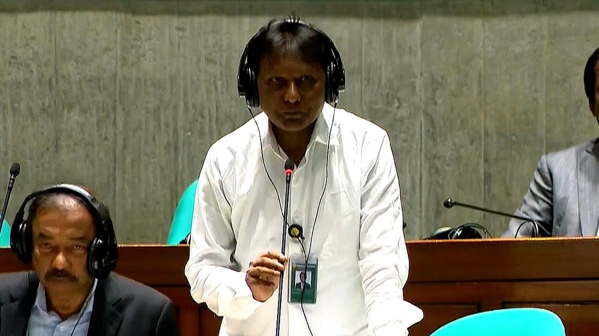 প্রবাসীরা নানা হয়রানি ও জটিলতার সম্মুখীন হচ্ছেন: সংসদে মো. মোবাশ্বের আলম ভূঁইয়া