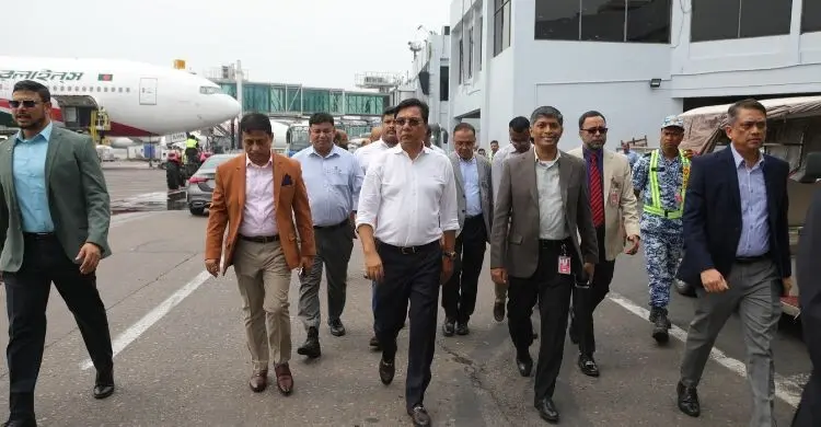 শাহজালালে দ্রুত সময়ে যাত্রীদের লাগেজ সরবরাহের নির্দেশ বিমানমন্ত্রীর
