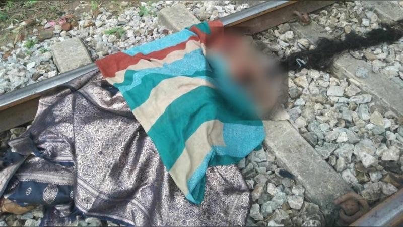 বোয়ালখালীতে ট্রেনে কাটা পড়ে নারী নিহত