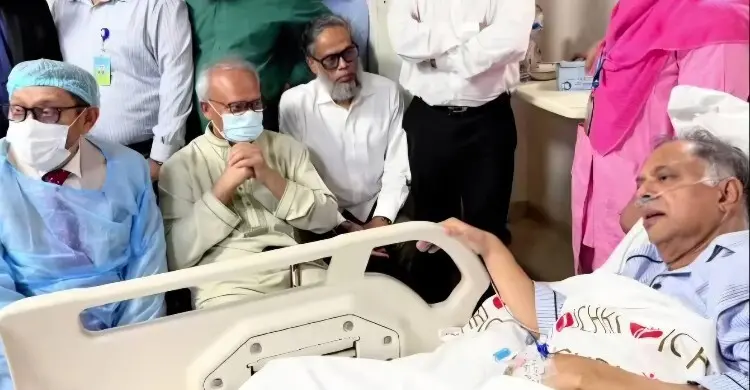 হাসপাতালে বিদ্যুৎমন্ত্রী টুকুকে দেখতে গেলেন রিজভী