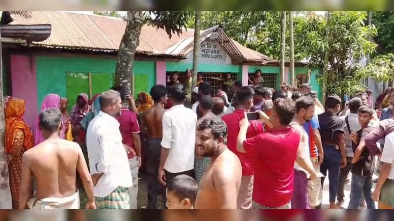 গাইবান্ধায় মাদরাসা প্রতিষ্ঠাতার বিরুদ্ধে মিথ্যা অভিযোগ ও হামলার ঘটনায় পরিবার আটক