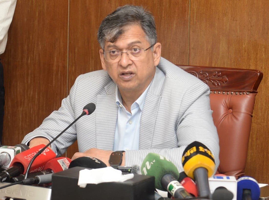 অপ্রতিম হত্যায় ১২ ঘণ্টার মধ্যে সবাই গ্রেপ্তার, জড়িতরা অনেকটা কিশোর অপরাধীর মতো: স্বরাষ্ট্রমন্ত্রী