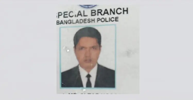 আমিনবাজারে পুলিশের এসবি সদস্যকে পিটিয়ে হত্যা