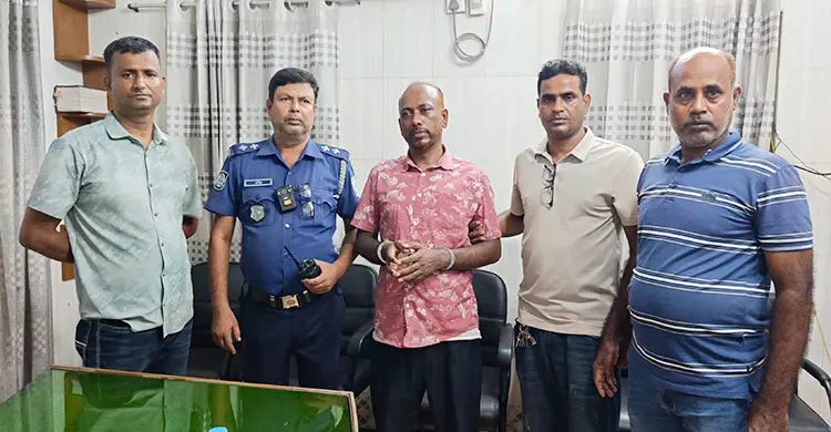 হাতকড়াসহ পালানো আ.লীগ নেতা ৮ ঘণ্টা পর আটক