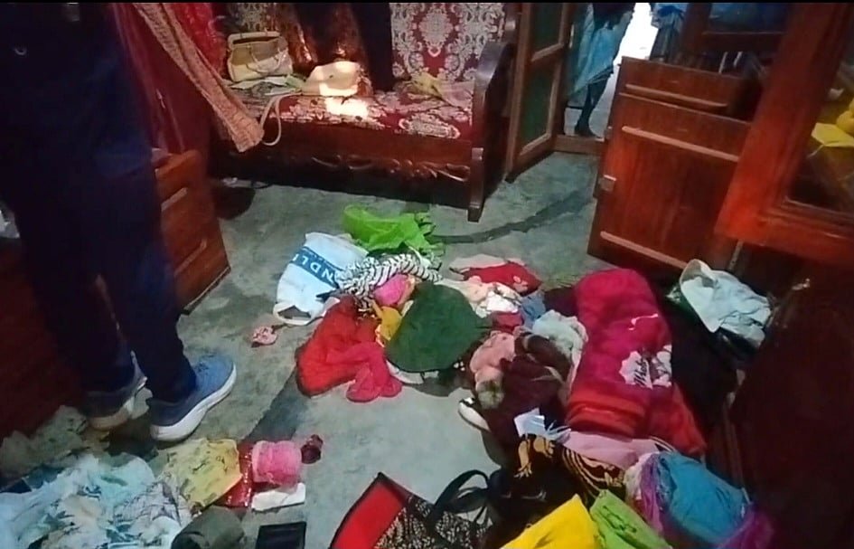 খাবার খেয়ে পরিবারের সবাই হাসপাতালে, সেই সুযোগে ফাঁকা বাড়িতে চুরি