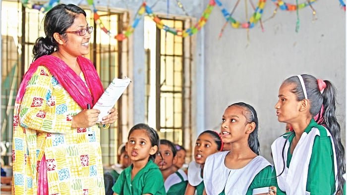 প্রধান শিক্ষক ও সহকারী শিক্ষকের বেতন  কত হবে নতুন বেতনকাঠামোয়