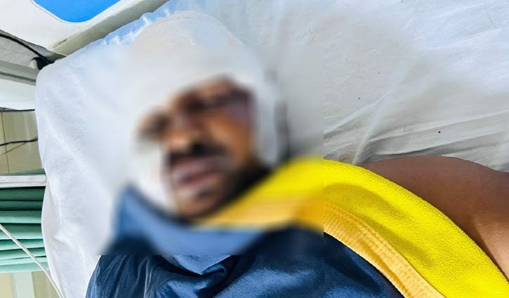 বকেয়া টাকা চাওয়ায় ব্যবসায়ীর পুরুষাঙ্গ কর্তন 