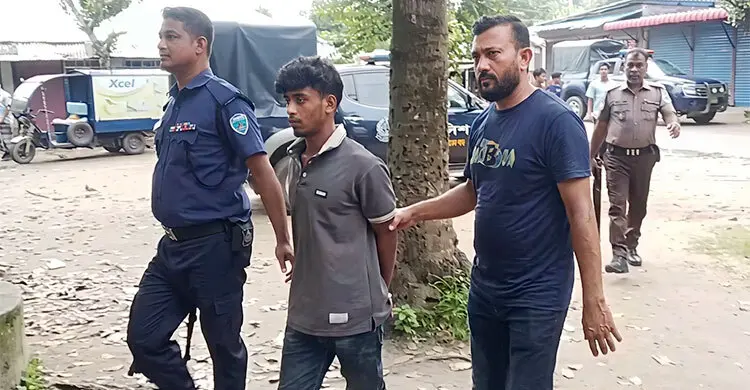 প্রেমিকাকে পাহাড়ে নিয়ে তিন বন্ধুসহ রাতভর ধর্ষণ