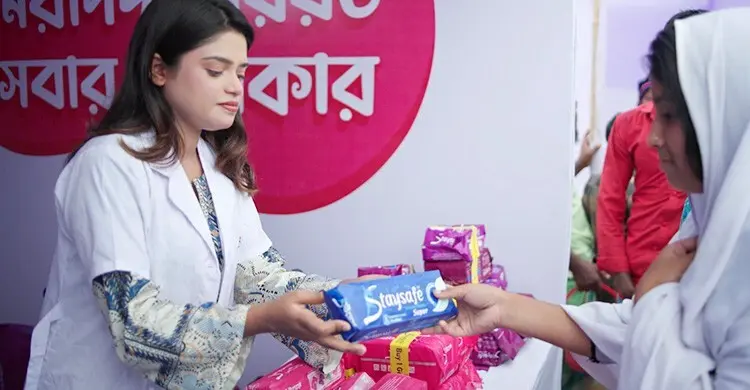স্যানিটারি ন্যাপকিনের নাম না জানা গ্রামে বদলে গেছে চিত্র