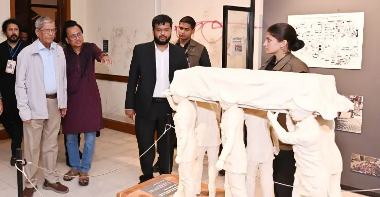 জুলাই জাদুঘরে অশ্রুসিক্ত রাষ্ট্রপতি, বললেন ‘মূল্য দিয়েছি অনেক বেশি’