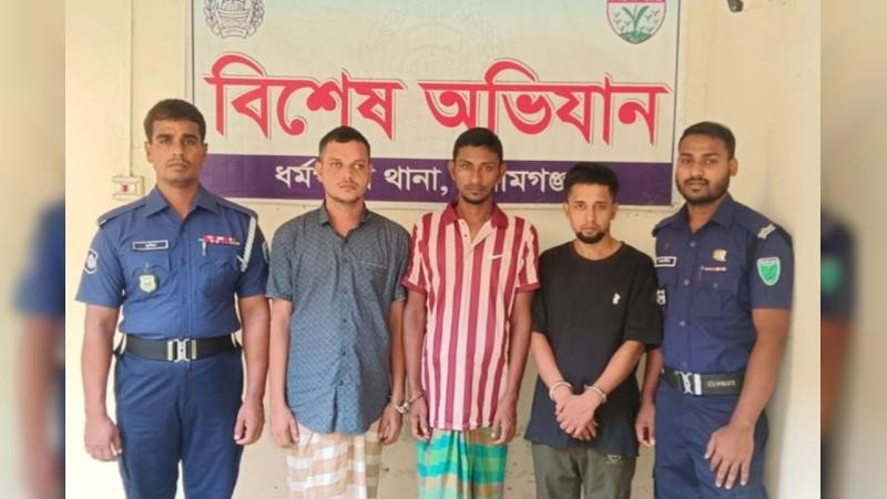 সুনামগঞ্জে ইয়াবাসহ যুবলীগ নেতাসহ তিন মাদক ব্যবসায়ী গ্রেপ্তার