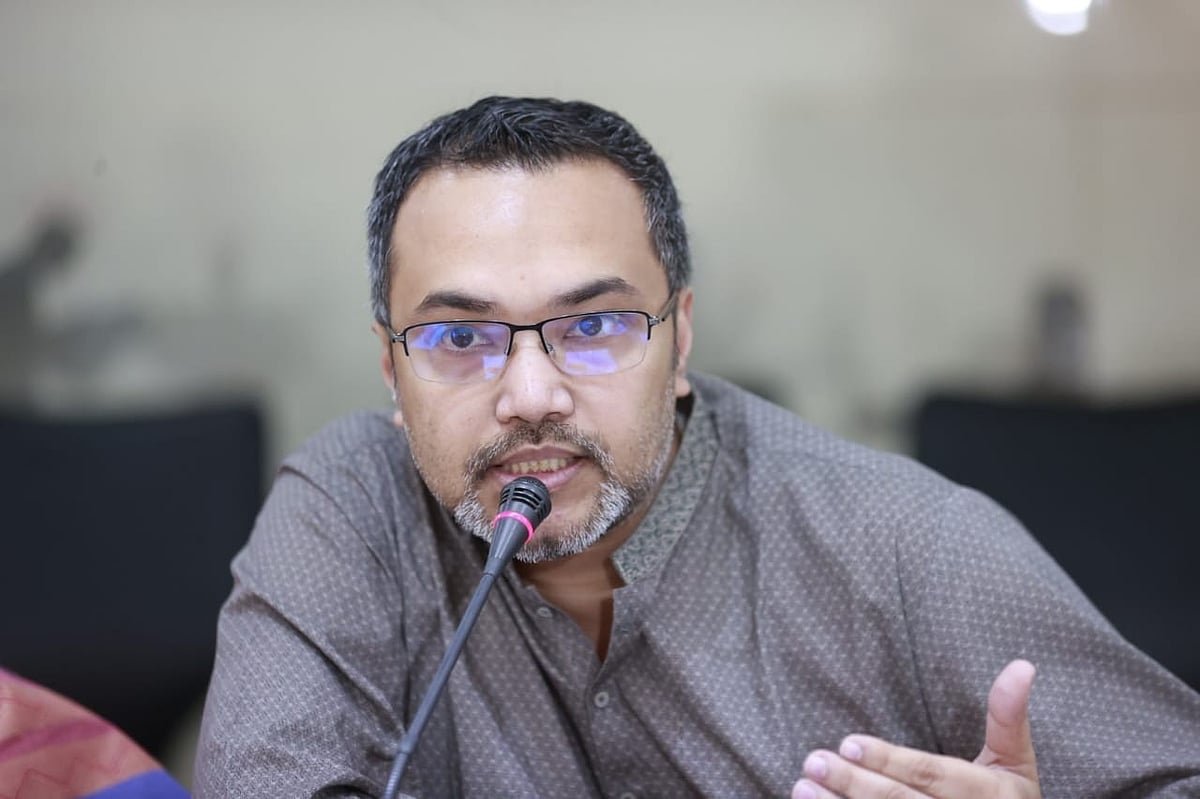 ২০২৮ শিক্ষাবর্ষের শিক্ষাক্রমে ব্যাপক সংস্কার, প্রাথমিক–মাধ্যমিকে ৪ নতুন বই ও বিষয় : মাহদী আমিন