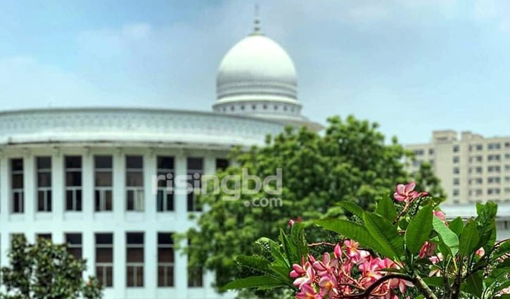 বার সভাপতির বক্তব্যের জেরে এজলাস ছাড়লেন প্রধান বিচারপতি