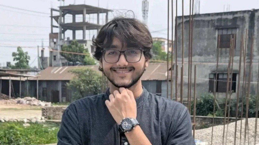 প্রধানমন্ত্রীকে কটূক্তি করায় যুবক গ্রেপ্তার, আসলে কী ঘটেছিল