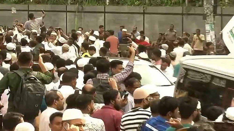 ছয় দফা দাবিতে ১১ দলীয় জোটের ঢাকা-চট্টগ্রাম লংমার্চ শুরু