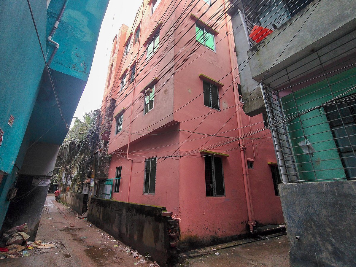 কাউকে কিছু জিজ্ঞাসা করলেই বলছেন, ‘আমি কিছু জানি না’
