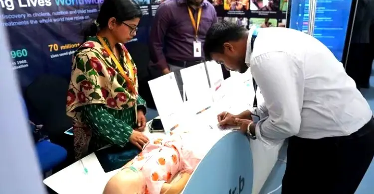 জীবনরক্ষাকারী উদ্ভাবন তুলে ধরছে আইসিডিডিআর,বি