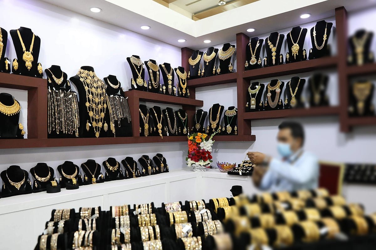 আজ আবার কমল সোনার দাম, ভরিতে ১,১০৮ টাকা