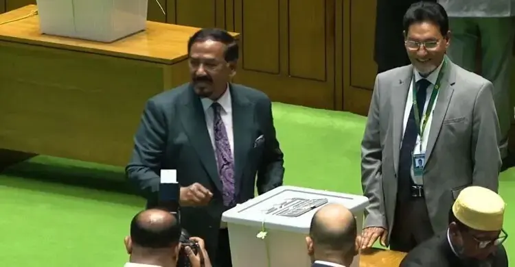 রাষ্ট্রপতি নির্বাচনে ভোট দেননি ৬ এমপি