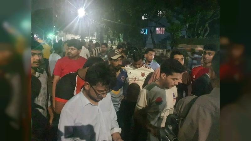 ঢাকা বিশ্ববিদ্যালয় এলাকায় ৩ ককটেল বিস্ফোরণ