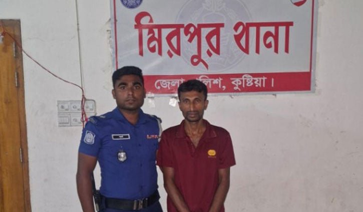 কুড়ালের ভয় দেখিয়ে গৃহবধূকে ধর্ষণের চেষ্টা, গ্রেপ্তার ১