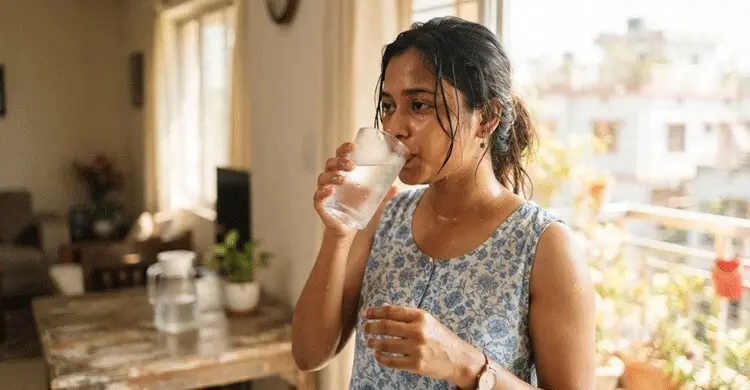 বারবার পানি পান করেও পিপাসা পাওয়ার কারণ কী