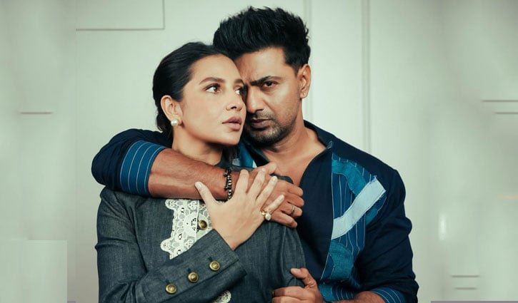 ‘সিনেমার গল্প নয়, মানুষ বেশি আগ্রহী প্রেম-বিচ্ছেদে’, আক্ষেপ দেবের