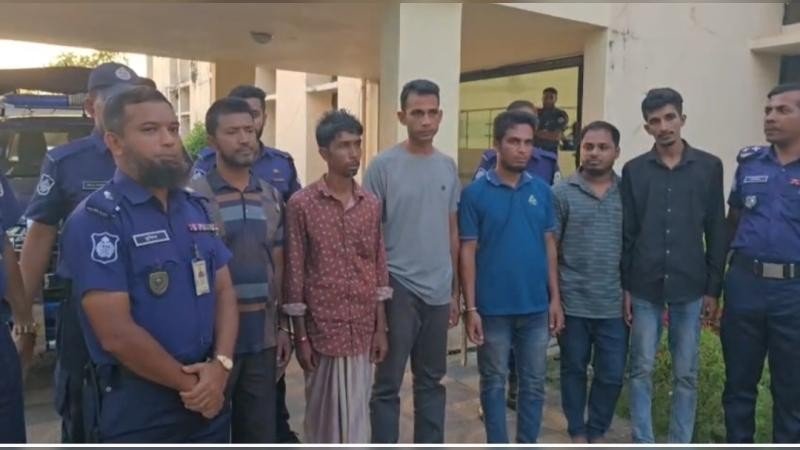অন্যের এনআইডি ও ট্রেড লাইসেন্স ব্যবহার করে অনলাইন জুয়া: বরগুনায় গ্রেপ্তার ৬