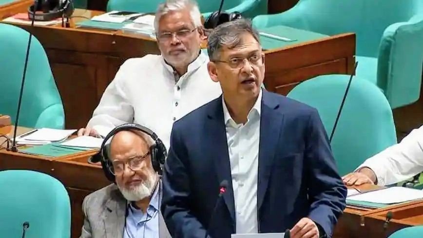 জুলাই সনদ ও সংসদে উচ্চকক্ষ নিয়ে যা বললেন স্বরাষ্ট্রমন্ত্রী