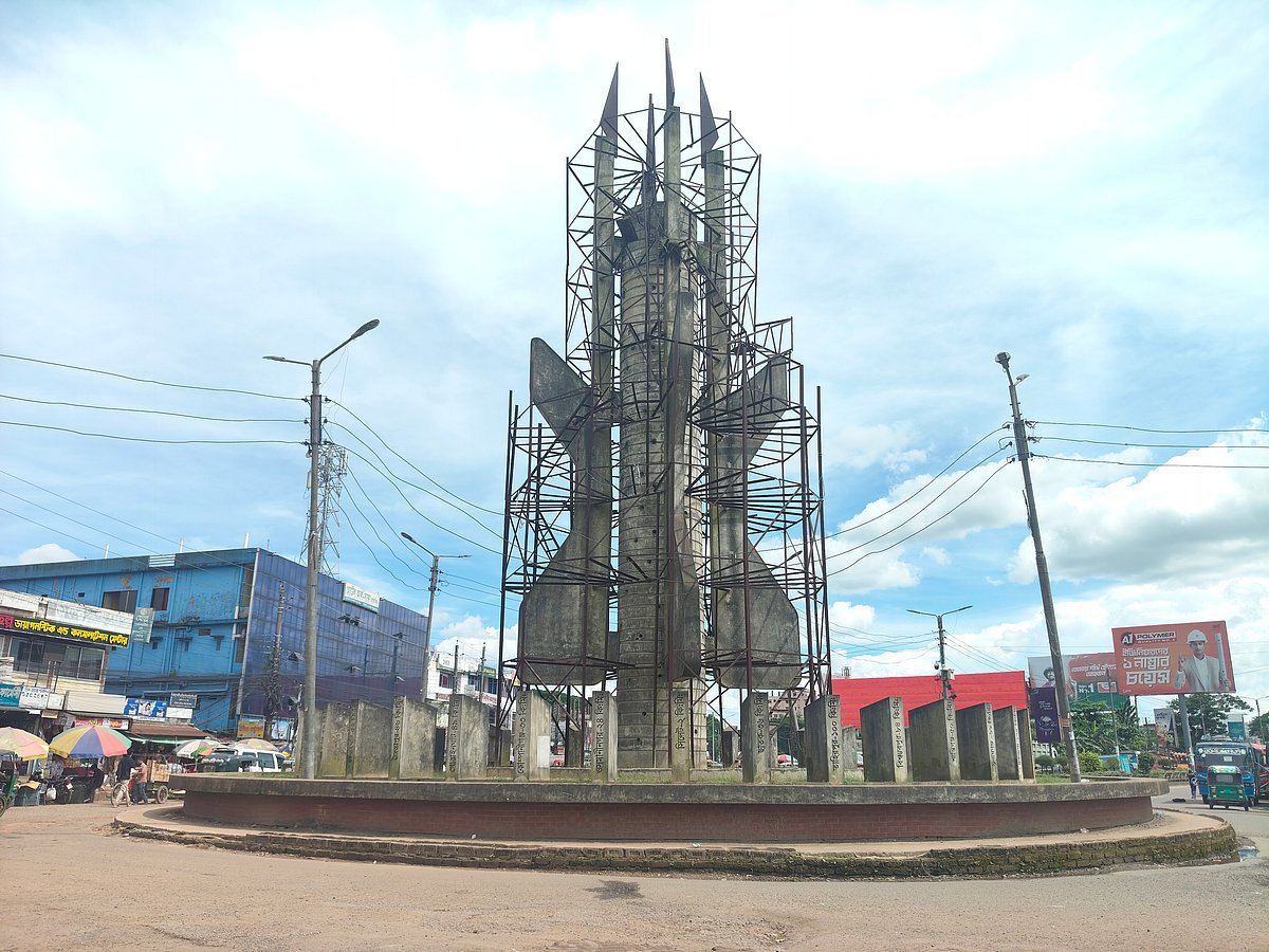 বাতির অভাবে পড়ে আছে পৌনে ২ কোটি টাকার অবকাঠামো