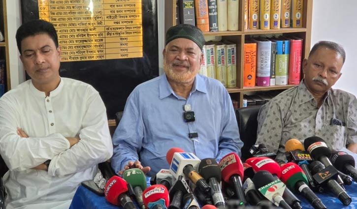 রংপুরে চার হত্যাকাণ্ড: আসামির পক্ষে দাঁড়াবে না আইনজীবী সমিতি
