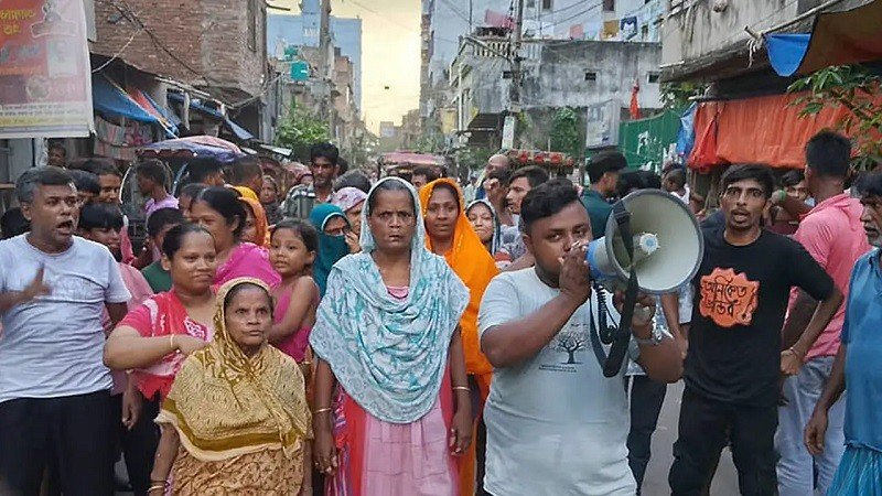 পল্লবীতে জামায়াত-বিএনপি সংঘর্ষ, গুলি ও ককটেল নিক্ষেপ