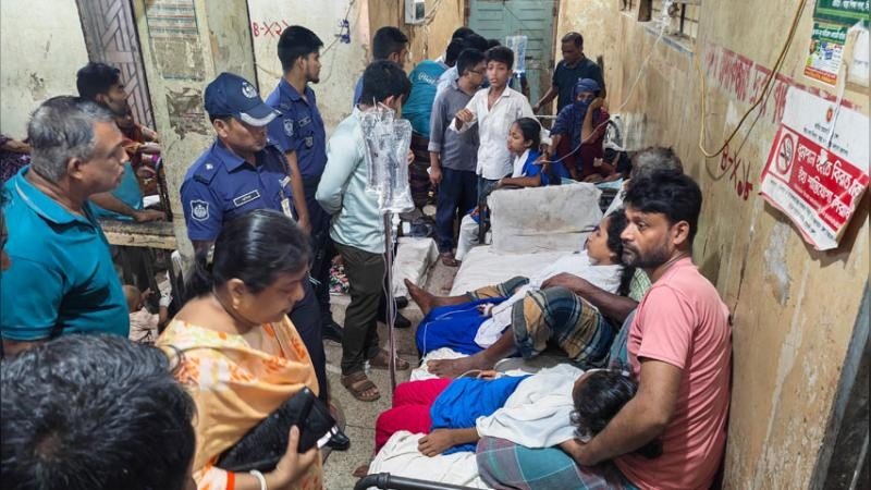 নোয়াখালী হাতিয়ায় ফের শ্রেণি কক্ষে অসুস্থ ২১ শিক্ষার্থী