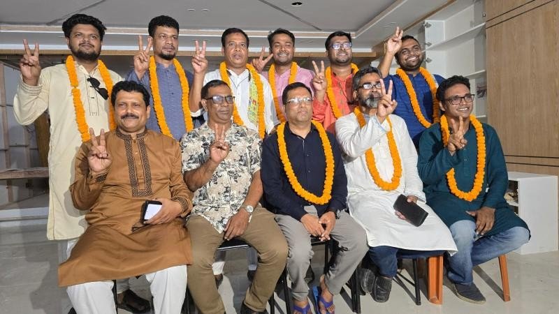 বগুড়া টেলিভিশন রিপোর্টার্স ইউনিটির সভাপতি মোহন, সম্পাদক সুজন