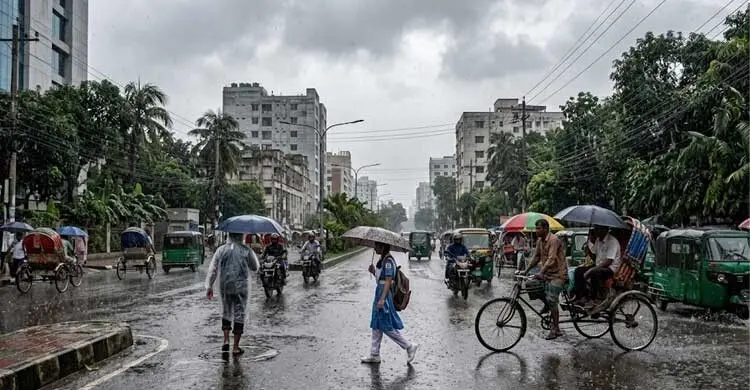 ঢাকায় গুঁড়ি গুঁড়ি বৃষ্টির আভাস