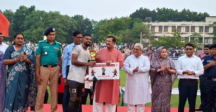 ক্রীড়াক্ষেত্রে রাজশাহীর গৌরব পুনরুদ্ধারে নতুন পরিকল্পনা ভূমিমন্ত্রীর