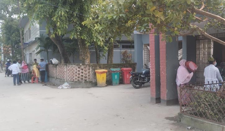 নীলফামারীতে ডায়রিয়া ওয়ার্ডে ধারণক্ষমতার ৪ গুণ রোগী