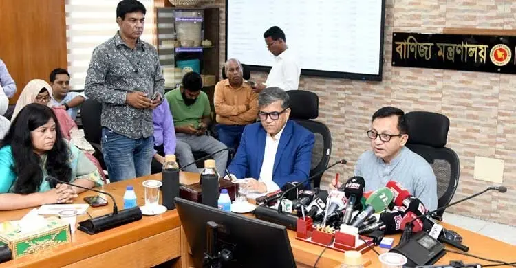 জ্বালানি সংকটের দ্রুত কোনো সমাধান নেই: বাণিজ্যমন্ত্রী