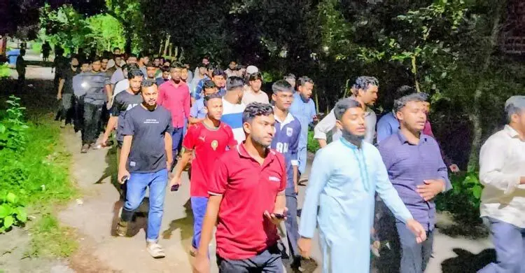 ম্যানেজিং কমিটিকে শিক্ষক নিয়োগের সিদ্ধান্ত দেওয়ার প্রতিবাদে বিক্ষোভ