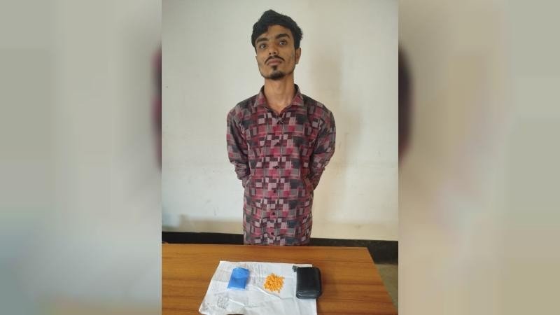 পাথরঘাটায় ১০৭ পিস ইয়াবাসহ যুবক আটক