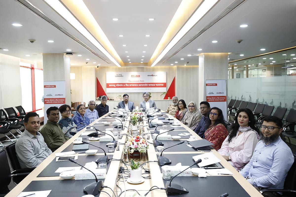 জলবায়ু পরিবর্তন ও তীব্র তাপপ্রবাহে ওরস্যালাইন ব্যবহারে সচেতনতা