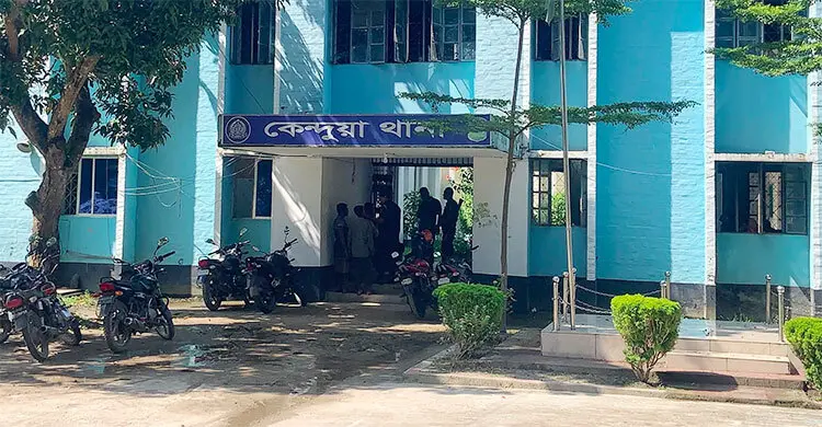 নেত্রকোনায় ট্রাকের ধাক্কায় অটোরিকশার চালকসহ নিহত ২